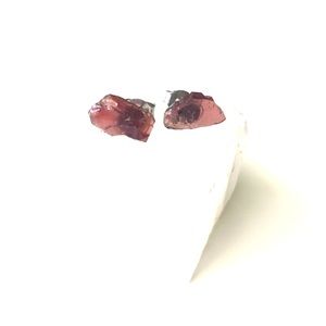 NEW! CRYSTAL STUD EARRINGS